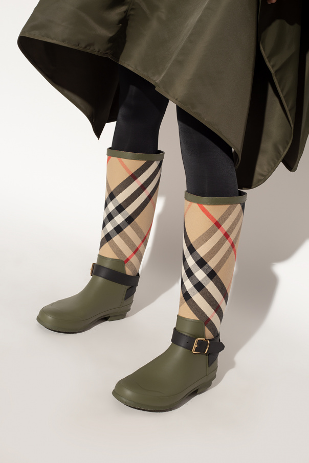 Burberry rain 2025 boots japan